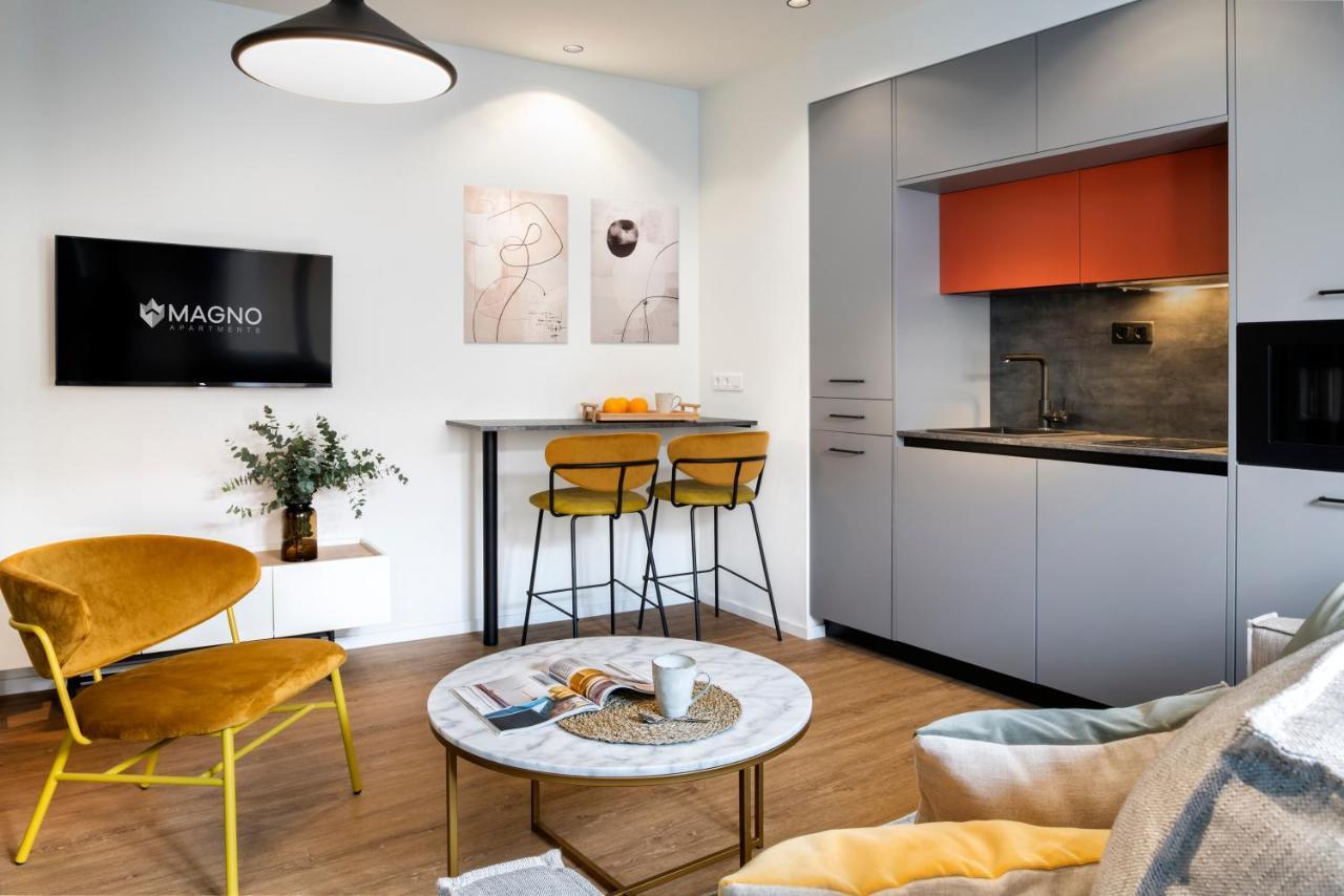 Magno Apartments Castilla Севиля Екстериор снимка